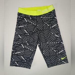 Nike Pro Biker Shorts Size Medium